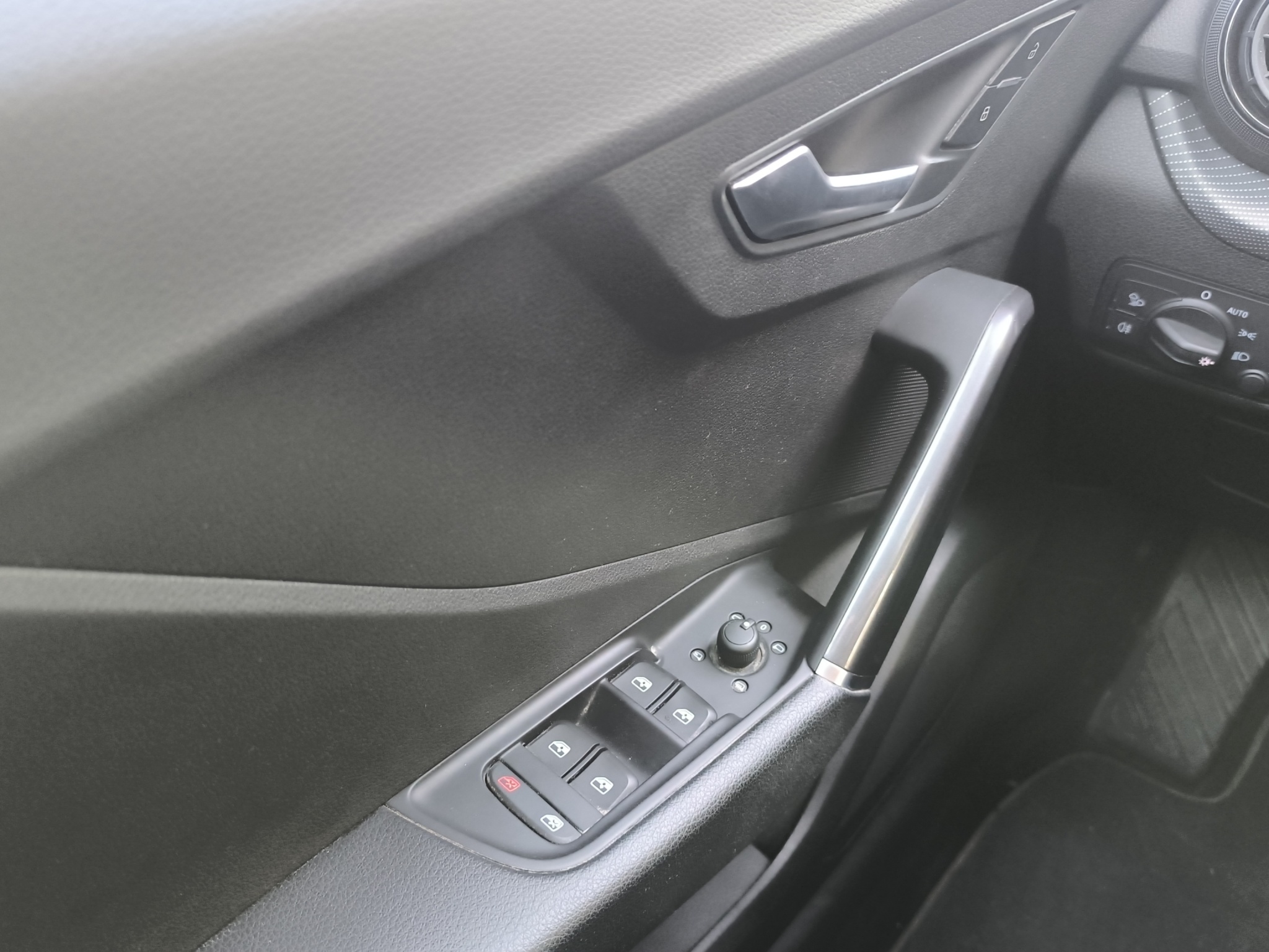 Audi Q2 image