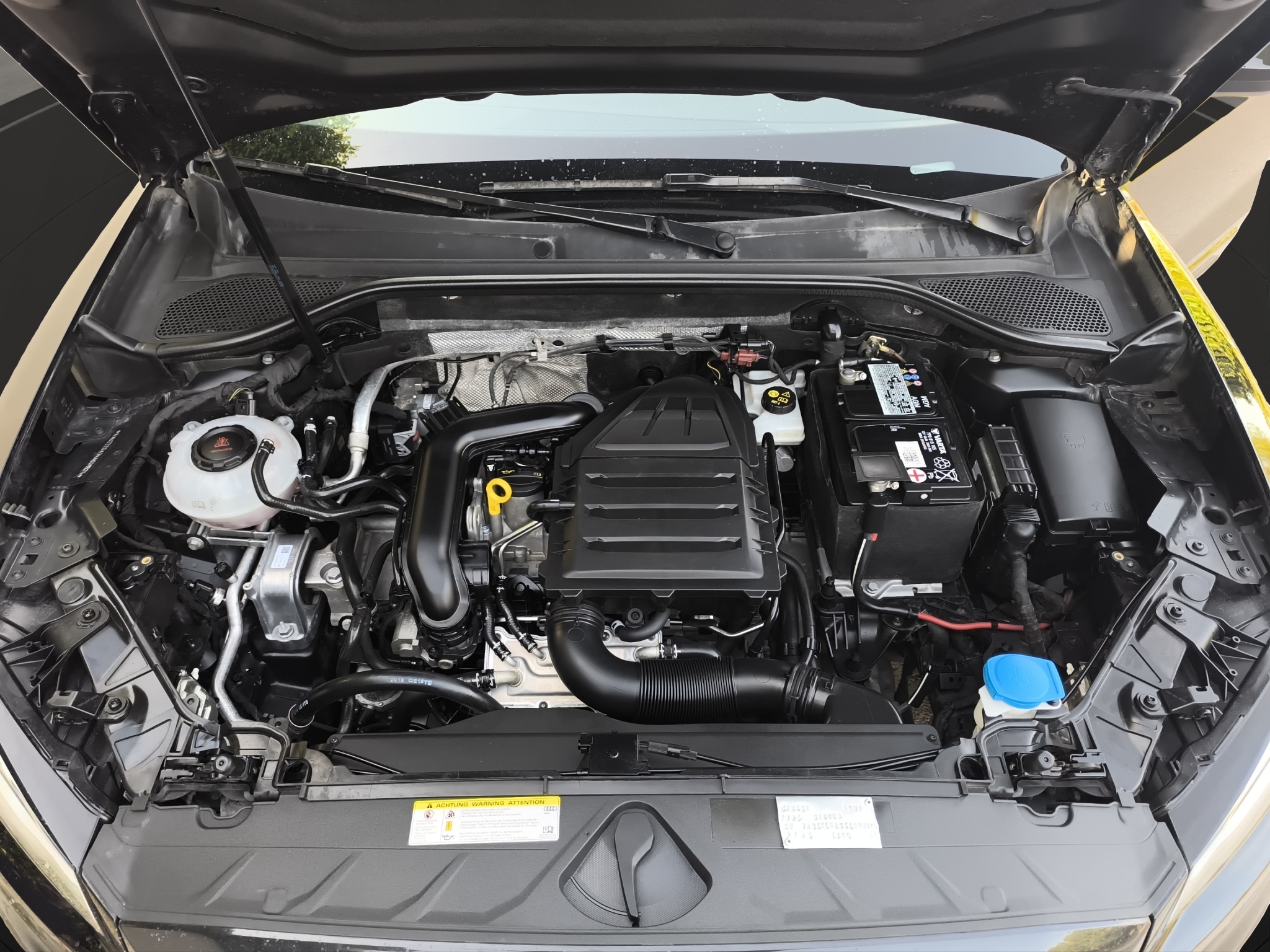 Audi Q2 image