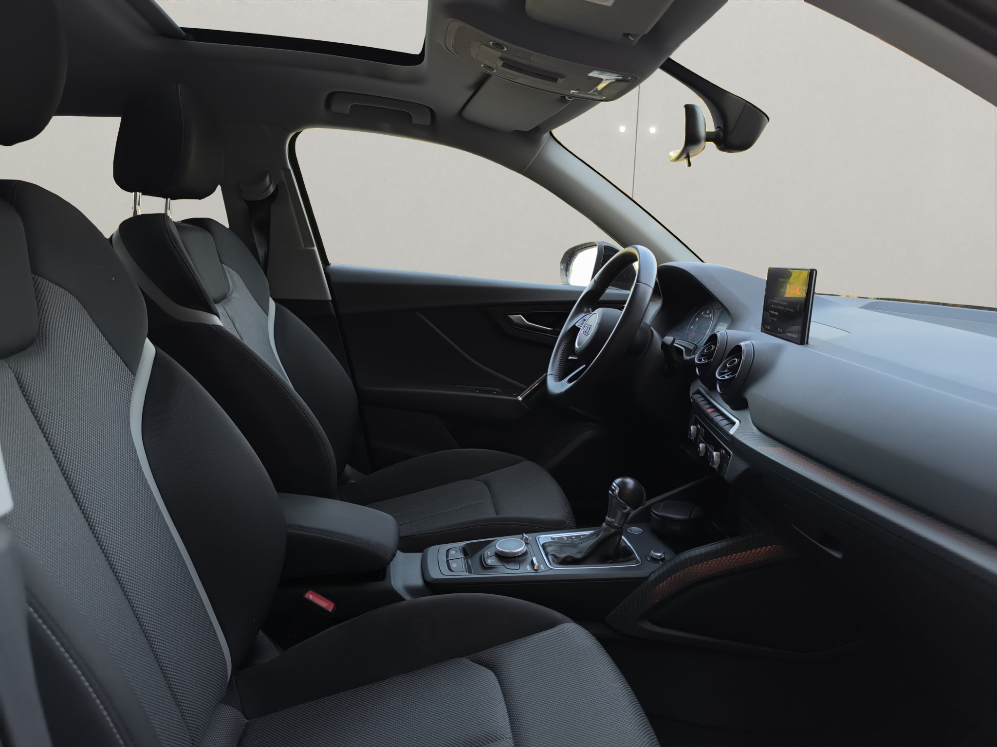 Audi Q2 image